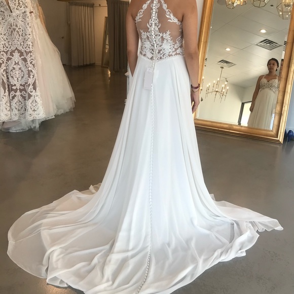 Wedding Gown - Picture 5 of 6